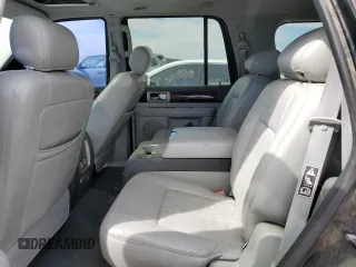 2004 Lincoln Navigator Luxury z VIN 5LMFU28R74LJ17939, wystawiony jako Copart lot #56915475 z przebiegiem 197 401 mil mil oraz Szkoda całkowita • Salvage title. Historia ofert i sprzedaży dostępna na DreamBid. Obrazek 11.