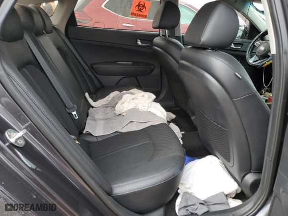 2019 Kia Optima LX with VIN 5XXGT4L36KG329550, listed as a Copart auction lot 51099625 with 62,473 mi miles and Salvage Title. Bid and sale history available at carsss.com. Image 10.
