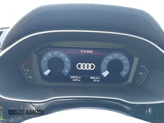 2021 Audi Q3 S line Premium z VIN WA1DECF32M1054786, wystawiony jako IAAI lot #42065278 z przebiegiem 47 615 mil mil oraz . Historia ofert i sprzedaży dostępna na DreamBid. Obrazek 7.