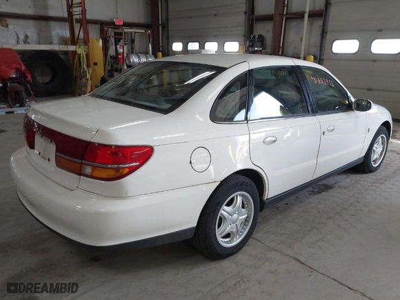 2001 Saturn LS with VIN 1G8JU52F71Y579153, listed as a IAAI auction lot 41853875 with 170,385 mi miles. Bid and sale history available at carsss.com. Image 4.