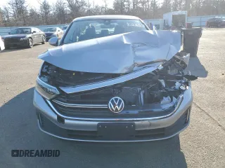 2024 Volkswagen Jetta SEL z VIN 3VWGM7BU9RM015373, wystawiony jako Copart lot #50797665 z przebiegiem 11 917 mil mil oraz Szkoda całkowita • Salvage title. Historia ofert i sprzedaży dostępna na DreamBid. Obrazek 5.