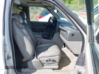 2006 Chevrolet Suburban Z71 with VIN 3GNFK16Z46G103093, listed as a IAAI auction lot 42179947 with 211,301 mi miles and . Bid and sale history available at DreamBid. Image 5.