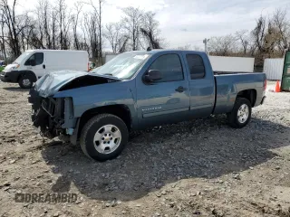 2010 Chevrolet Silverado 1500 LT with VIN 1GCSCSE01AZ106636, listed as a Copart auction lot 50235315 with 80,649 mi miles and Salvage Title. Bid and sale history available at DreamBid. Image 1.