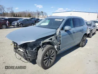 2020 Volvo XC90 Momentum with VIN YV4A22PK6L1546251, listed as a Copart auction lot 46515895 with 70,429 mi miles and Salvage Title. Bid and sale history available at carsss.com. Image 1.