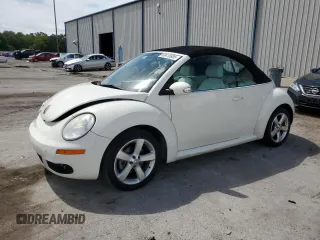 2007 Volkswagen Beetle Triple White с VIN 3VWFF31Y17M413449, выставлен на аукционе Copart как лот 63415605 с пробегом 69 770 миль миль и Списание • Salvage title. История ставок и продаж доступна на DreamBid. Изображение 1.