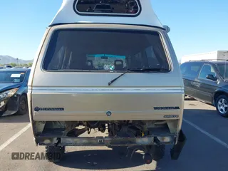 1987 Volkswagen Vanagon with VIN WV2YB0252HG069458, listed as a IAAI auction lot 41945327 with Not Provided miles and . Bid and sale history available at DreamBid. Image 6.