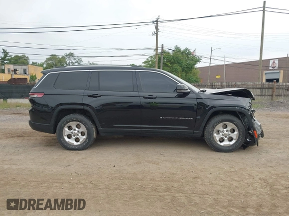 2021 Jeep Grand Cherokee Limited with VIN 1C4RJKBG5M8125173, listed as a IAAI auction lot 42457321 with 35,751 mi miles and . Bid and sale history available at DreamBid. Image 13.