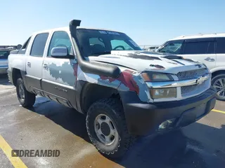 2003 Chevrolet Avalanche with VIN 3GNEC13T23G161045, listed as a IAAI auction lot 41778936 with 254,350 mi miles. Bid and sale history available at carsss.com. Image 1.