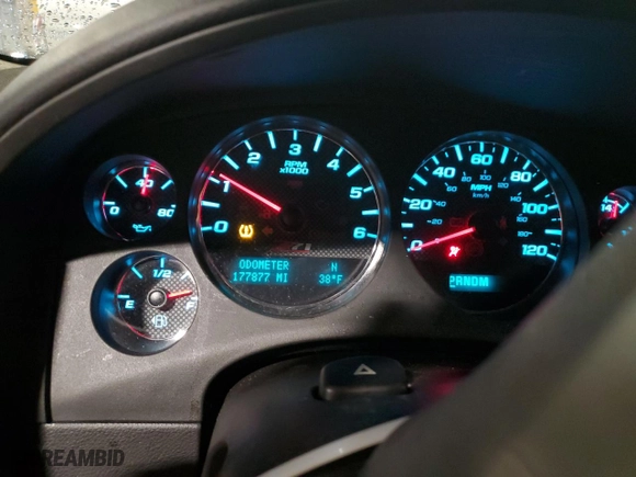 2013 Chevrolet Avalanche LT with VIN 3GNTKFE70DG248404, listed as a Copart auction lot 45029835 with 177,877 mi miles and Salvage Title. Bid and sale history available at carsss.com. Image 9.