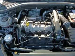 2019 Volkswagen Jetta S with VIN 3VWCB7BUXKM246857, listed as a Copart auction lot 81087285 with 121,342 mi miles and Salvage title. Bid and sale history available at DreamBid. Image 13.