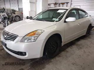 2009 Nissan Altima S z VIN 1N4AL21E59N477966, wystawiony jako IAAI lot #42190062 z przebiegiem 171 127 mil mil oraz . Historia ofert i sprzedaży dostępna na DreamBid. Obrazek 18.