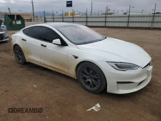 2022 Tesla Model S Plaid with VIN 5YJSA1E69NF461067, listed as a Copart auction lot 50060685 with 46,785 mi miles and Salvage Title. Bid and sale history available at DreamBid. Image 4.