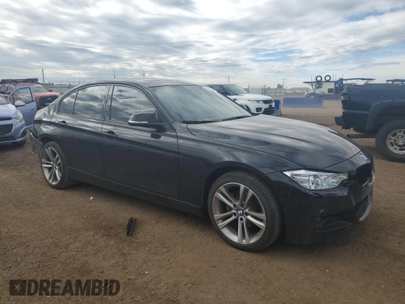 2015 BMW 3 Series 328i xDrive z VIN WBA3B3C54FF548327, wystawiony jako Copart lot #57229115 z przebiegiem 72 027 mil mil oraz Szkoda całkowita • Salvage title. Historia ofert i sprzedaży dostępna na DreamBid. Obrazek 4.