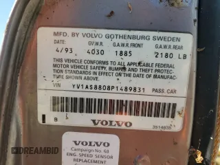 1993 Volvo 240 z VIN YV1AS8808P1489831, wystawiony jako Copart lot #72439554 z przebiegiem 147 232 mil mil oraz Tytuł czysty. Historia ofert i sprzedaży dostępna na DreamBid. Obrazek 12.