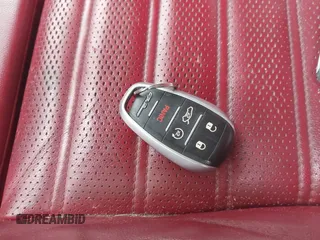 2017 Alfa Romeo Giulia Ti z VIN ZARFAECN2H7539370, wystawiony jako IAAI lot #41762612 z przebiegiem 100 629 mil mil oraz . Historia ofert i sprzedaży dostępna na DreamBid. Obrazek 11.