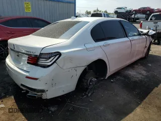 2014 BMW 7 Series ALPINA B7 with VIN WBAYE8C5XED136210, listed as a Copart auction lot 63688334 with 0 mi miles and Salvage Title. Bid and sale history available at carsss.com. Image 3.