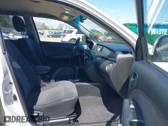 2005 Mitsubishi Outlander XLS with VIN JA4LX41F55U004879, listed as a IAAI auction lot 41835968 with 212,199 mi miles. Bid and sale history available at carsss.com. Image 5.