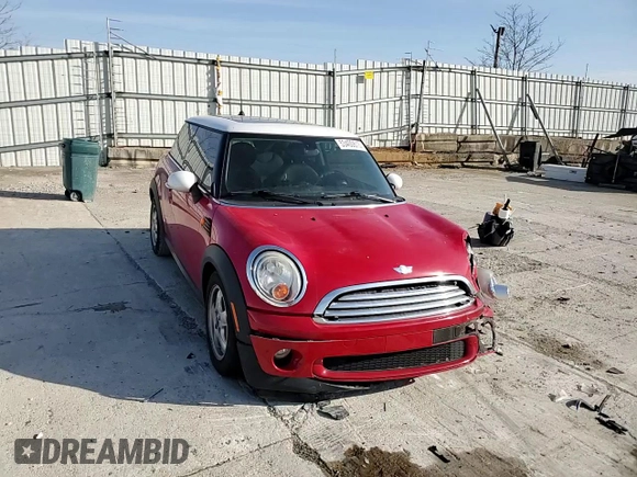 2007 MINI Hardtop z VIN WMWMF33547TT54263, wystawiony jako Copart lot #53400615 z przebiegiem 66 067 mil mil oraz Szkoda całkowita • Salvage title. Historia ofert i sprzedaży dostępna na DreamBid. Obrazek 11.