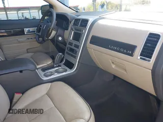 2008 Lincoln MKX with VIN 2LMDU68C78BJ24218, listed as a IAAI auction lot 41227522 with 180,137 mi miles. Bid and sale history available at carsss.com. Image 5.