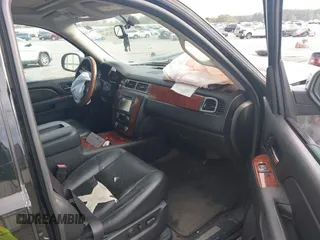 2014 Chevrolet Suburban LTZ with VIN 1GNSCKE05ER105566, listed as a IAAI auction lot 40762562 with 191,055 mi miles and . Bid and sale history available at DreamBid. Image 5.