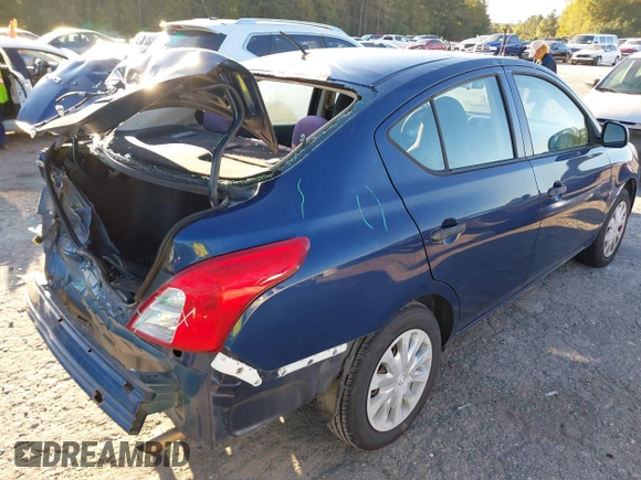 2014 Nissan Versa SV with VIN 3N1CN7AP1EL842930, listed as a IAAI auction lot 40588207 with 200,417 mi miles. Bid and sale history available at carsss.com. Image 13.