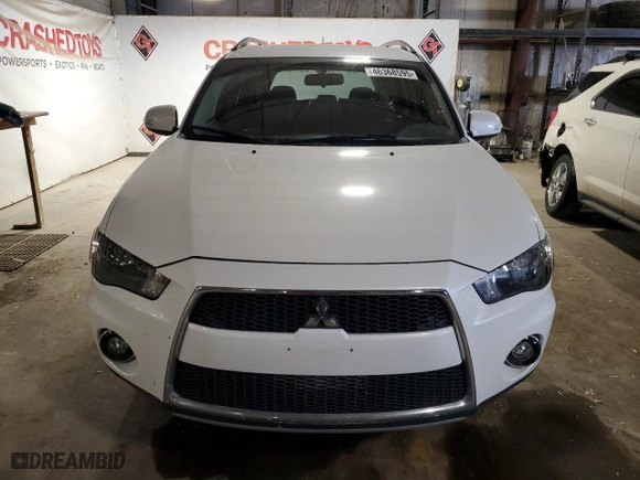 2010 Mitsubishi Outlander SE with VIN JA4AS3AWXAZ018838, listed as a Copart auction lot 46368595 with 71,888 mi miles and Salvage Title. Bid and sale history available at carsss.com. Image 5.
