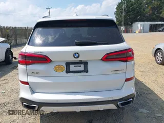 2019 BMW X5 xDrive40i with VIN 5UXCR6C58KLK85270, listed as a IAAI auction lot 42151053 with 81,681 mi miles and . Bid and sale history available at DreamBid. Image 16.