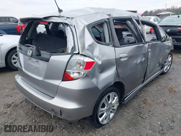 2010 Honda Fit Sport with VIN JHMGE8H46AS000949, listed as a IAAI auction lot 41417321 with 96,259 mi miles. Bid and sale history available at carsss.com. Image 4.