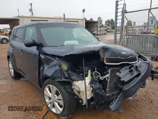 2015 Kia Soul + with VIN KNDJP3A51F7170590, listed as a IAAI auction lot 41272201 with 78,240 mi miles. Bid and sale history available at carsss.com. Image 6.