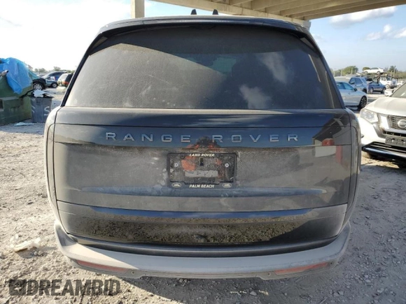 2024 Land Rover Range Rover SE with VIN SALKP9FU4RA099621, listed as a Copart auction lot 44174635 with 7,221 mi miles and Salvage title. Bid and sale history available at DreamBid. Image 6.