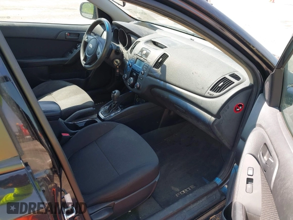 2012 Kia Forte EX with VIN KNAFU4A20C5556285, listed as a IAAI auction lot 42064717 with 134,545 mi miles. Bid and sale history available at carsss.com. Image 5.