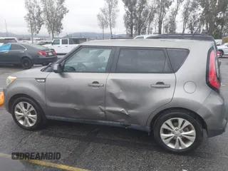 2015 Kia Soul + with VIN KNDJP3A51F7189253, listed as a IAAI auction lot 41773480 with 1 mi miles. Bid and sale history available at carsss.com. Image 14.
