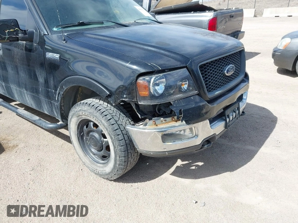 2004 Ford F-150 XLT with VIN 1FTPW14524KC86744, listed as a IAAI auction lot 41811231 with 176,532 mi miles. Bid and sale history available at carsss.com. Image 6.