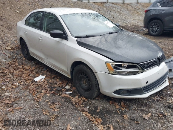 2015 Volkswagen Jetta SE с VIN 3VWD17AJ8FM335279, выставлен на аукционе IAAI как лот 42037495 с пробегом 106 893 миль миль и . История ставок и продаж доступна на DreamBid. Изображение 1.