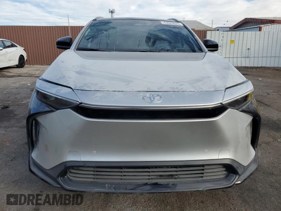 2024 Toyota bZ4X XLE with VIN JTMABACA4RA088146, listed as a Copart auction lot 43629625 with 849 mi miles and Salvage Title. Bid and sale history available at DreamBid. Image 5.