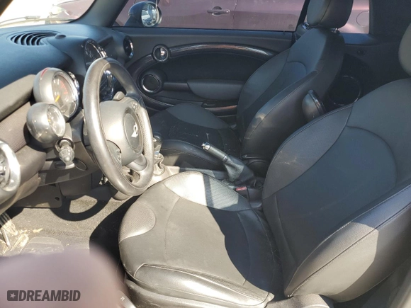 2015 MINI Cooper Convertible S with VIN WMWZP3C54FT708378, listed as a Copart auction lot 78330924 with 73,209 mi miles and Clean Title. Bid and sale history available at carsss.com. Image 7.