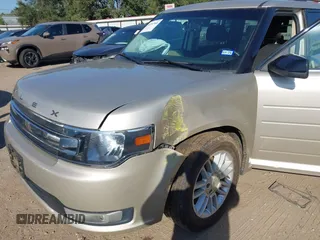 2017 Ford Flex SEL with VIN 2FMGK5C85HBA03862, listed as a IAAI auction lot 40797988 with 109,497 mi miles. Bid and sale history available at carsss.com. Image 6.