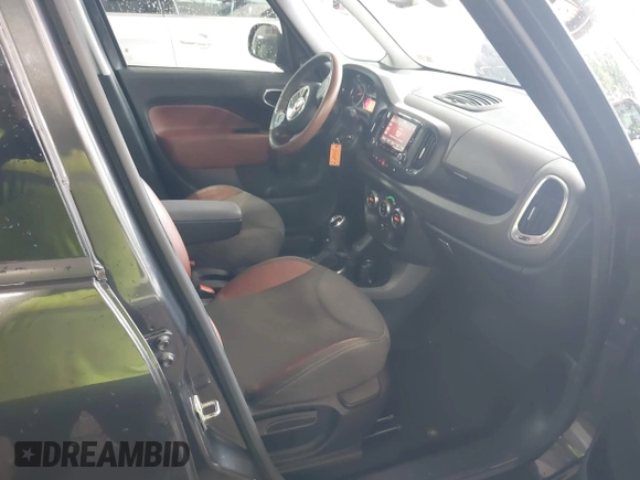 2014 FIAT 500L Trekking with VIN ZFBCFADH6EZ017800, listed as a IAAI auction lot 42572995 with 99,646 mi miles and . Bid and sale history available at DreamBid. Image 5.