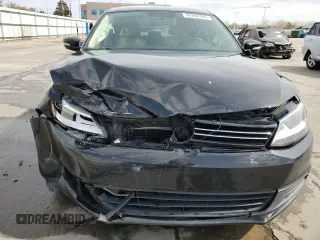 2014 Volkswagen Jetta SE с VIN 3VWD17AJ0EM332598, выставлен на аукционе Copart как лот 52392395 с пробегом 66 389 миль миль и Списание • Salvage title. История ставок и продаж доступна на DreamBid. Изображение 5.