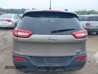 2017 Jeep Cherokee Latitude with VIN 1C4PJMCB3HW657318, listed as a IAAI auction lot 42429044 with 133,335 mi miles and . Bid and sale history available at DreamBid. Image 16.