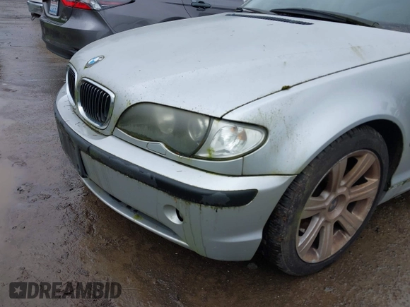 2003 BMW 3 Series 325i with VIN WBAEV33423KL83422, listed as a IAAI auction lot 41923702 with 160,043 mi miles and . Bid and sale history available at DreamBid. Image 6.