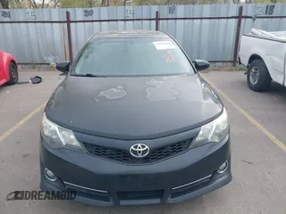 2012 Toyota Camry SE with VIN 4T1BK1FK6CU521590, listed as a IAAI auction lot 42035845 with 276,531 mi miles. Bid and sale history available at carsss.com. Image 6.