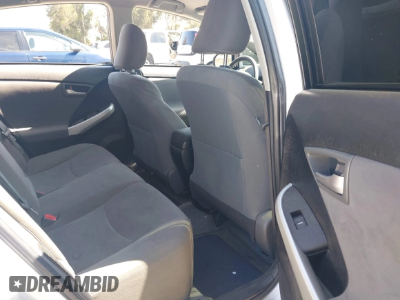 2015 Toyota Prius Four with VIN JTDKN3DU6F1978465, listed as a IAAI auction lot 42141095 with 87,310 mi miles. Bid and sale history available at carsss.com. Image 8.