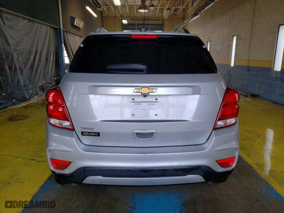 2021 Chevrolet Trax LT with VIN KL7CJLSB7MB305822, listed as a Copart auction lot 47894595 with 70,544 mi miles and Clean Title. Bid and sale history available at carsss.com. Image 6.
