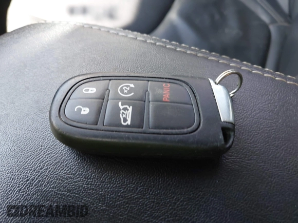 2018 Jeep Cherokee Limited с VIN 1C4PJLDB8JD563185, выставлен на аукционе IAAI как лот 41997900 с пробегом 72 902 миль миль и . История ставок и продаж доступна на DreamBid. Изображение 11.