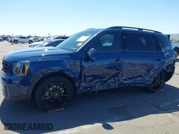 2024 Kia Telluride SX Prestige X-Pro with VIN 5XYP5DGC9RG552885, listed as a IAAI auction lot 42554187 with 10,482 mi miles and . Bid and sale history available at DreamBid. Image 6.