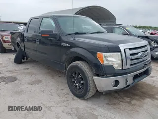 2010 Ford F-150 XL z VIN 1FTFW1CV5AFD89576, wystawiony jako IAAI lot #42401084 z przebiegiem 123 900 mil mil oraz . Historia ofert i sprzedaży dostępna na DreamBid. Obrazek 1.
