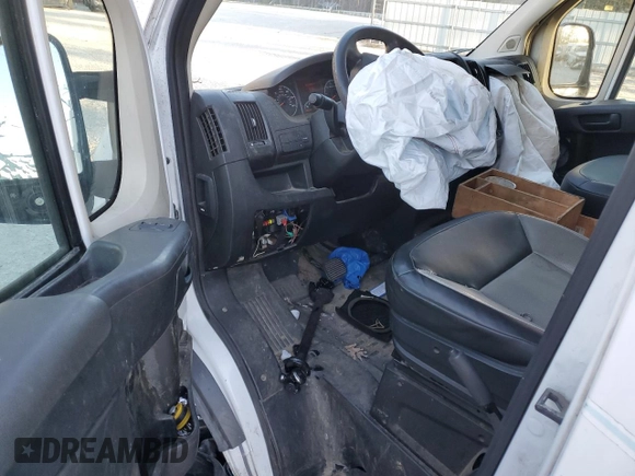 2017 Ram ProMaster Cargo with VIN 3C6TRVAG4HE523981, listed as a Copart auction lot 82538424 with 205,494 mi miles and Salvage Title. Bid and sale history available at DreamBid. Image 8.