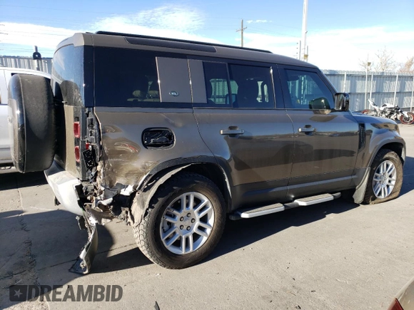 2024 Land Rover Defender S with VIN SALEJ7EU0R2275367, listed as a Copart auction lot 85565334 with 9,260 mi miles and Salvage title. Bid and sale history available at DreamBid. Image 3.