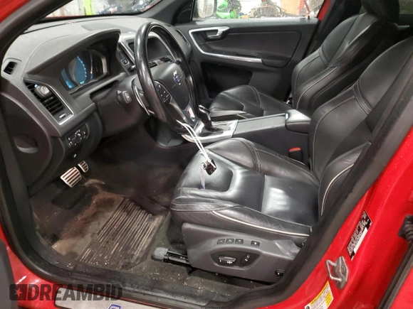2015 Volvo XC60 T6 R-Design Platinum с VIN YV4902RS5F2740354, выставлен на аукционе Copart как лот 55669545 с пробегом 108 416 миль миль и Списание • Salvage title. История ставок и продаж доступна на DreamBid. Изображение 7.
